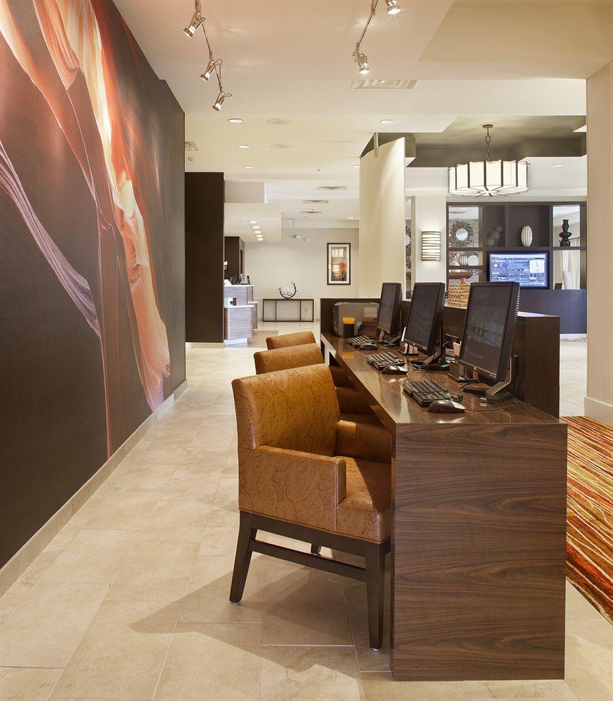 Courtyard By Marriott Pueblo Hotel Buitenkant foto
